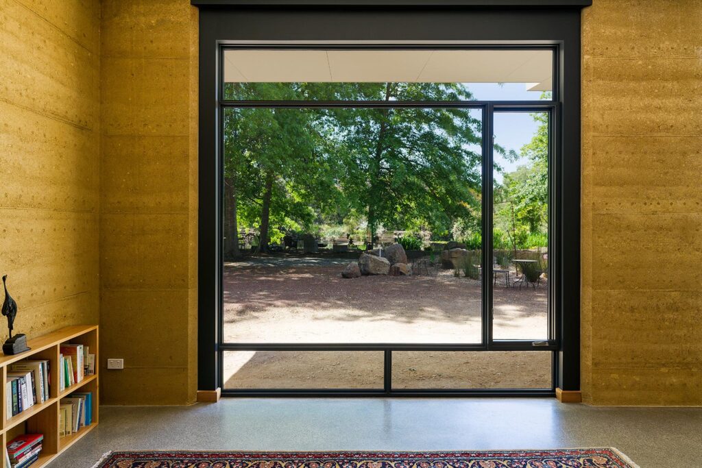 internal-rammed-earth-feature