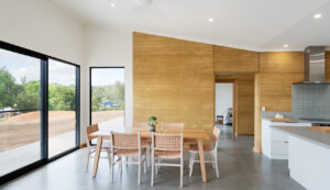 internal-rammed-earth-minimalist-open-plan